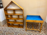 کتابخونه و میز بازی کودک